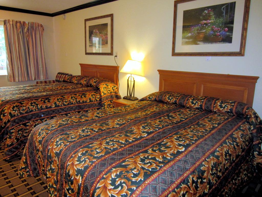 Budget Host Inn Арлингтон Экстерьер фото